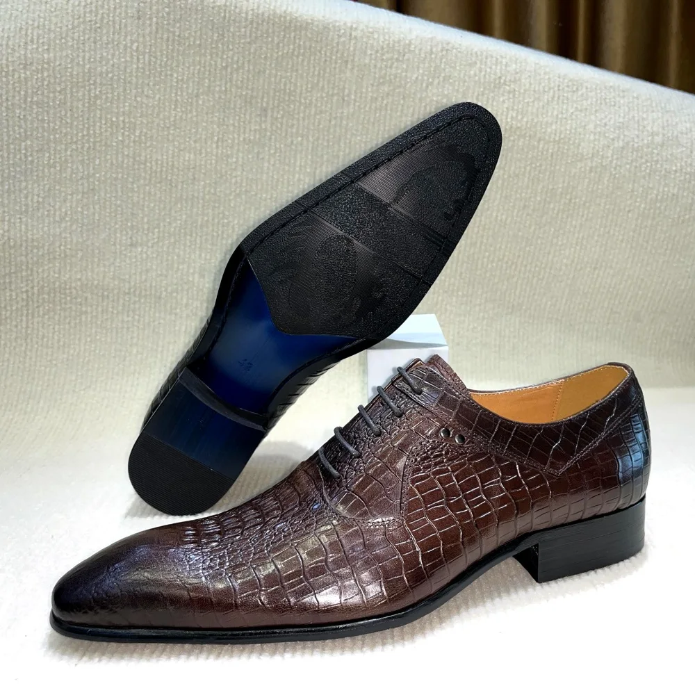 イタリアの高級メンズポインテッドトゥオックスフォードシューズ - Men Formal Wear For Wedding のレビューと価格