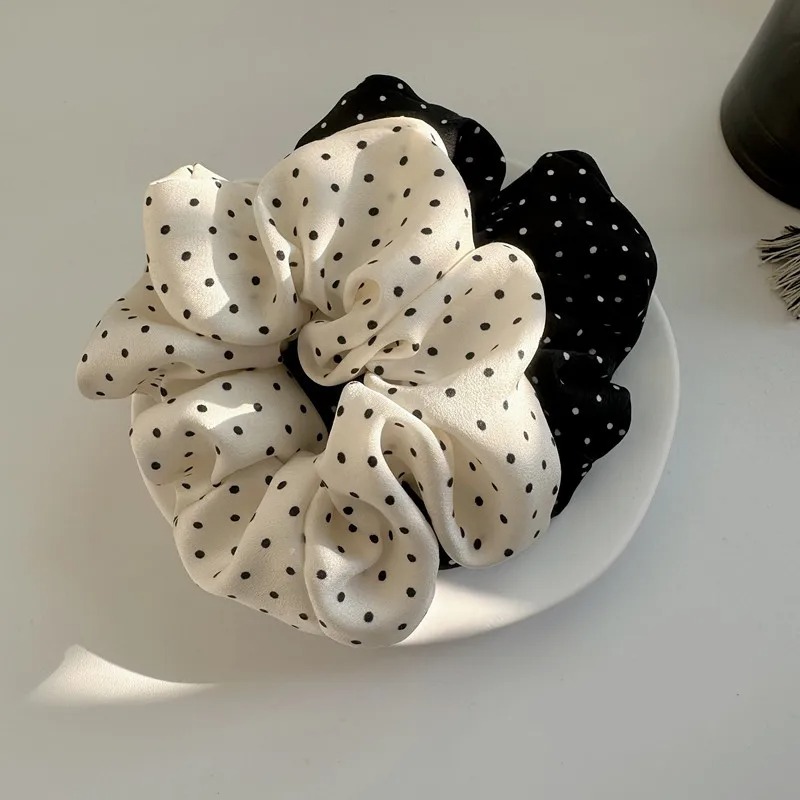 2 個のエレガントなミニマリストヘアシュシュ女性用シルクシミ - Silk Tie Woven のレビューと価格
