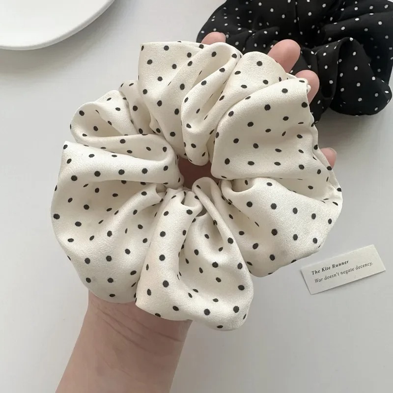 2 個のエレガントなミニマリストヘアシュシュ女性用シルクシミ - Silk Tie Woven のレビューと価格