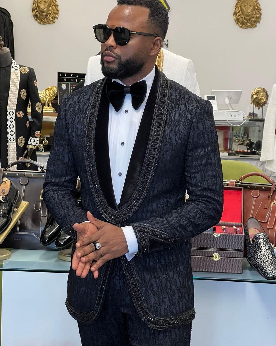 ユニークな結婚式の男性スーツクラシック 1 ボタンオーダーメ - Unique Men'S Formal Wear のレビューと価格