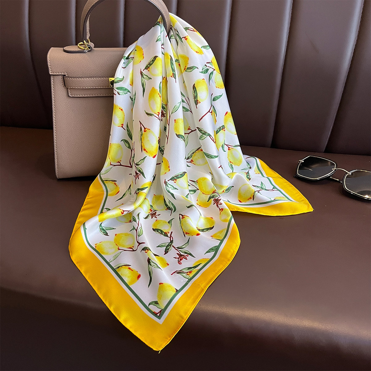 2025 新イエローレモンプリント正方形シルクスカーフ女性の - Silk Tie Woven のレビューと価格