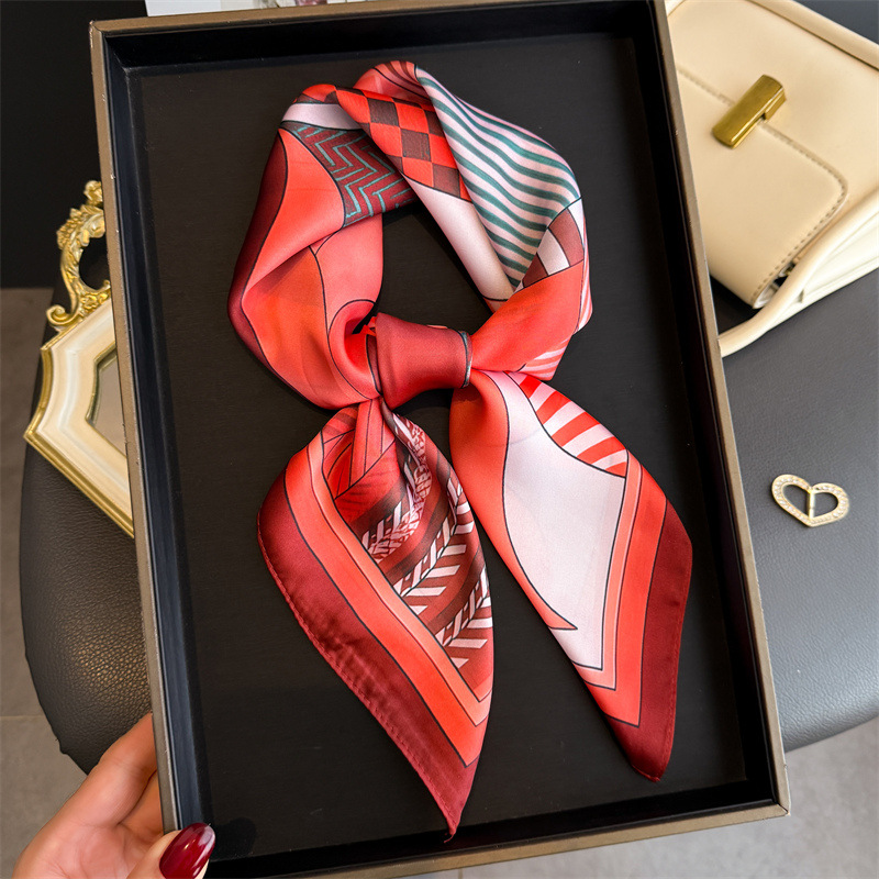 2026 新幾何学プリントシルクスクエアスカーフ女性装飾ネク - Silk Tie Woven のレビューと価格